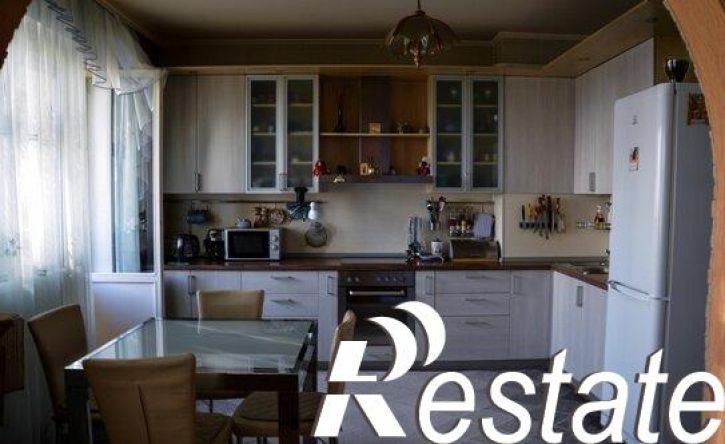 3-комн квартира Степной мкр, 24,  д. 24
