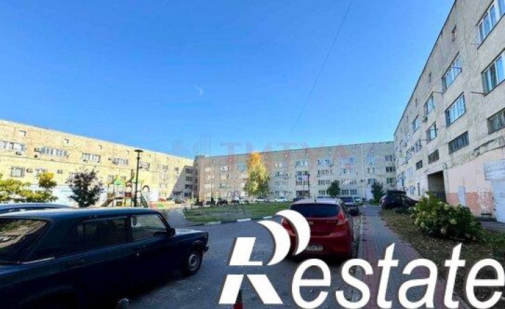 2-комн квартира мкр Макаренко, 3,  д. 3