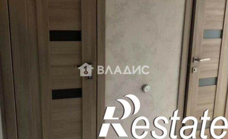 2-комн квартира мкр Зеленый Лог, 1,  д. 1