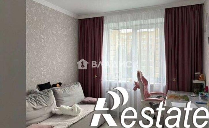 3-комн квартира Восточный мкр, 33,  д. 33