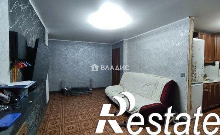 3-комн квартира мкр Горняк, 5,  д. 5