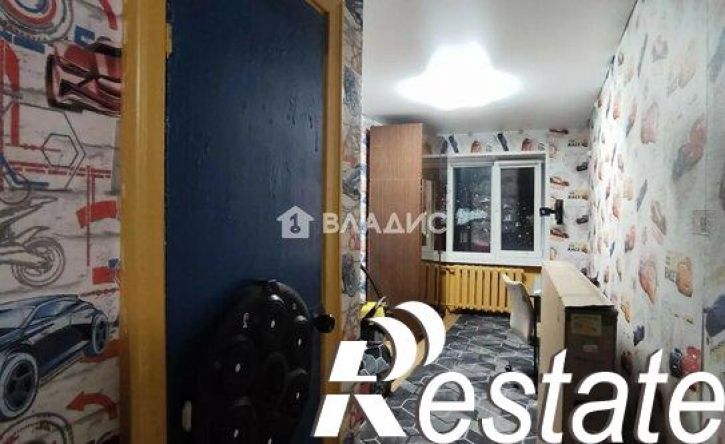3-комн квартира мкр Горняк, 5,  д. 5