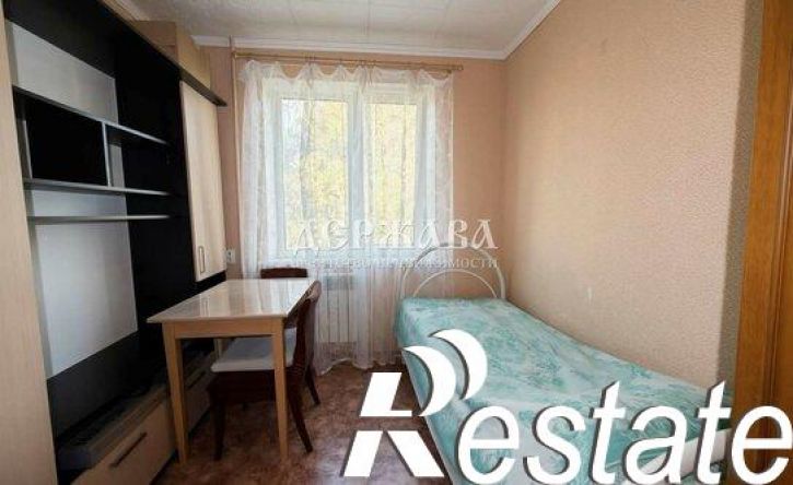 3-комн квартира Парковый мкр, 11,  д. 11