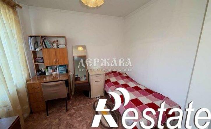 3-комн квартира Парковый мкр, 11,  д. 11