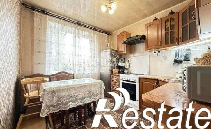 4-комн квартира мкр Буденного, 4,  д. 4