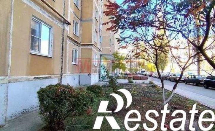 3-комн квартира мкр Юность, 4,  д. 4